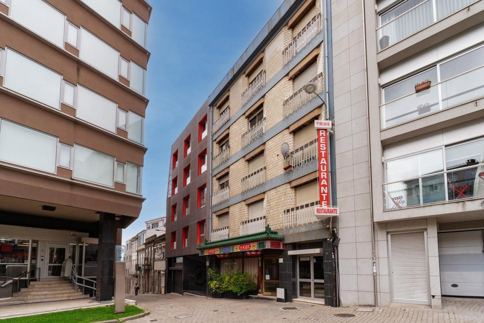 Loft With Private Balcony And A Classic Ceiling Campo de lujo