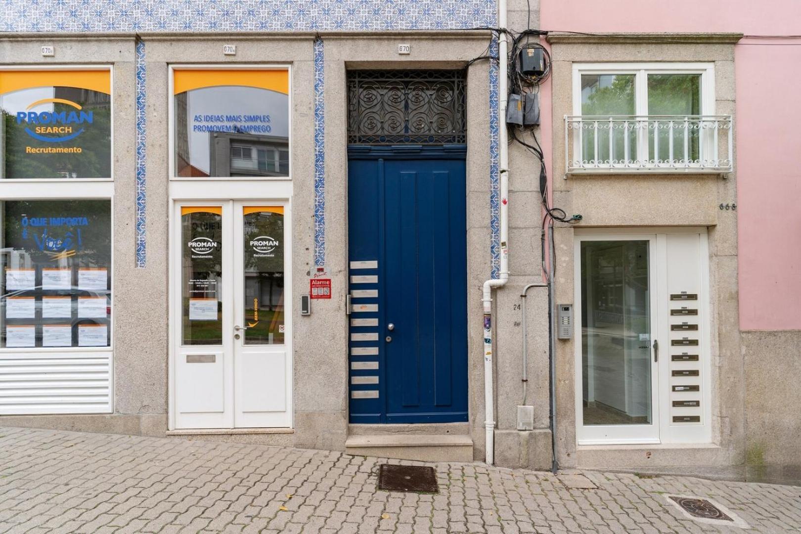 Loft With Private Balcony And A Classic Ceiling Campo de lujo Oporto